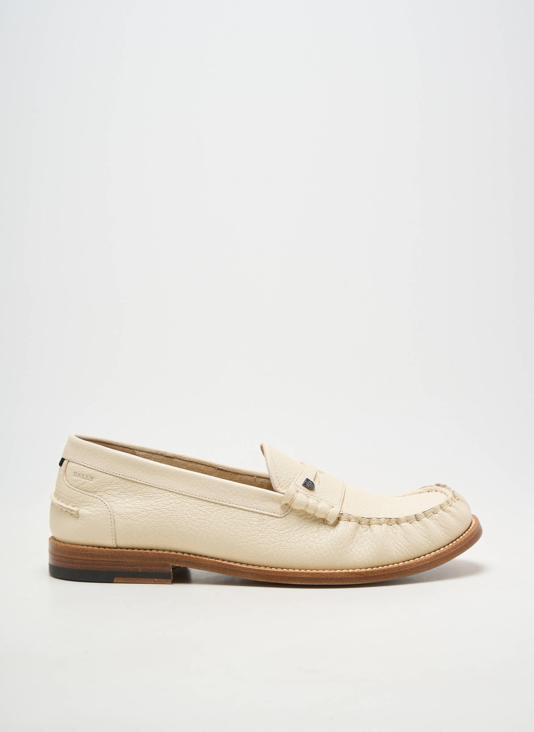 Mocassins matière lisse talon bas beige BALLY homme