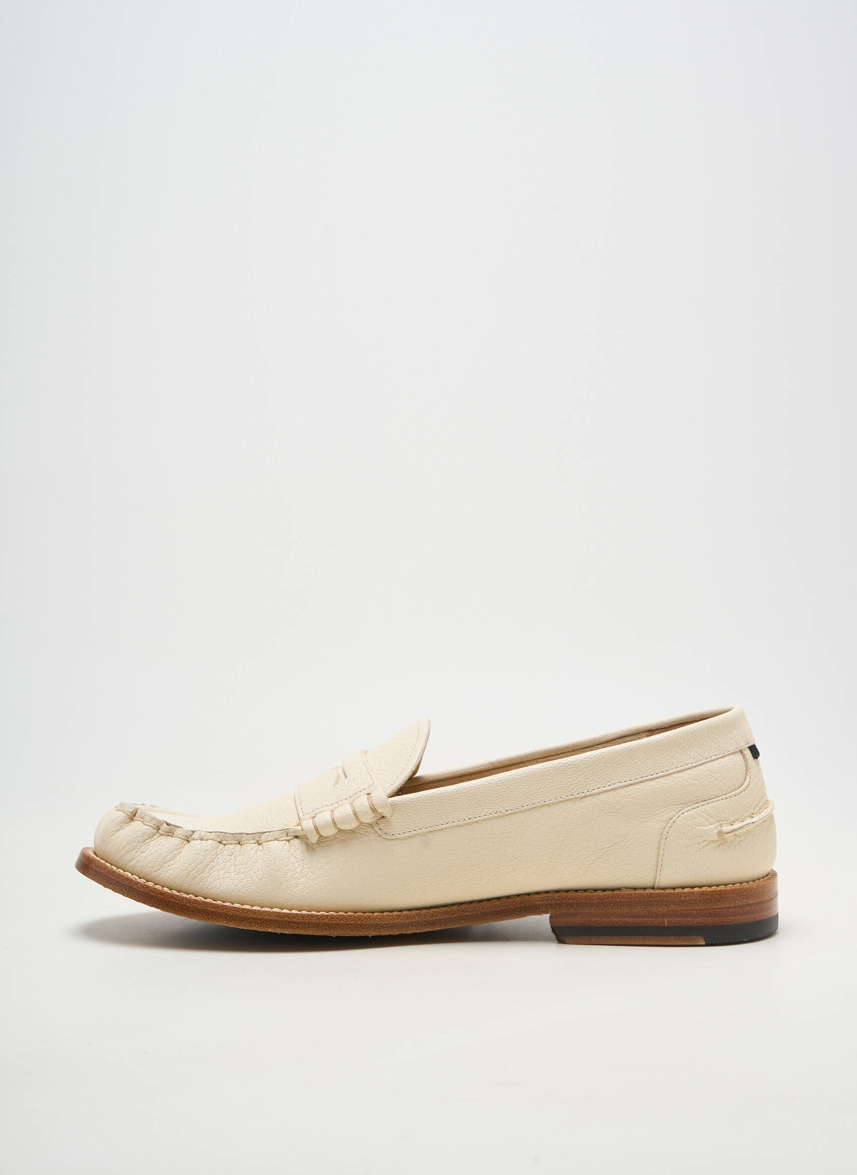 Mocassins matière lisse talon bas beige BALLY homme
