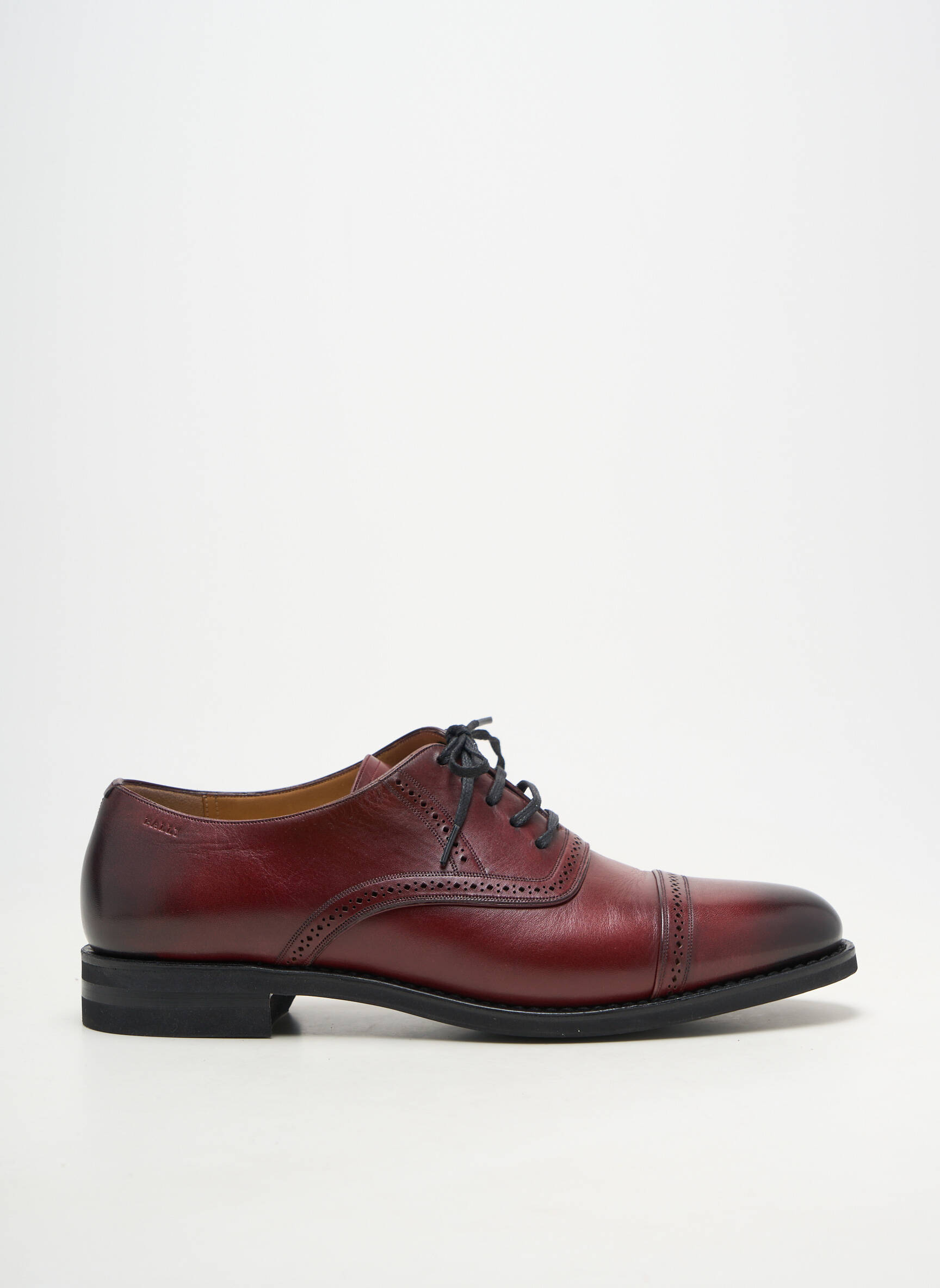 Derbies matière lisse talon bas rouge BALLY homme