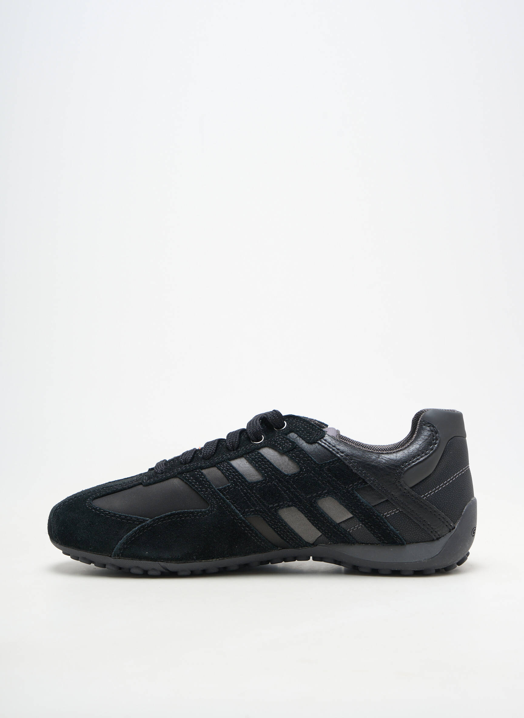 Baskets bout rond bout rond noir GEOX homme