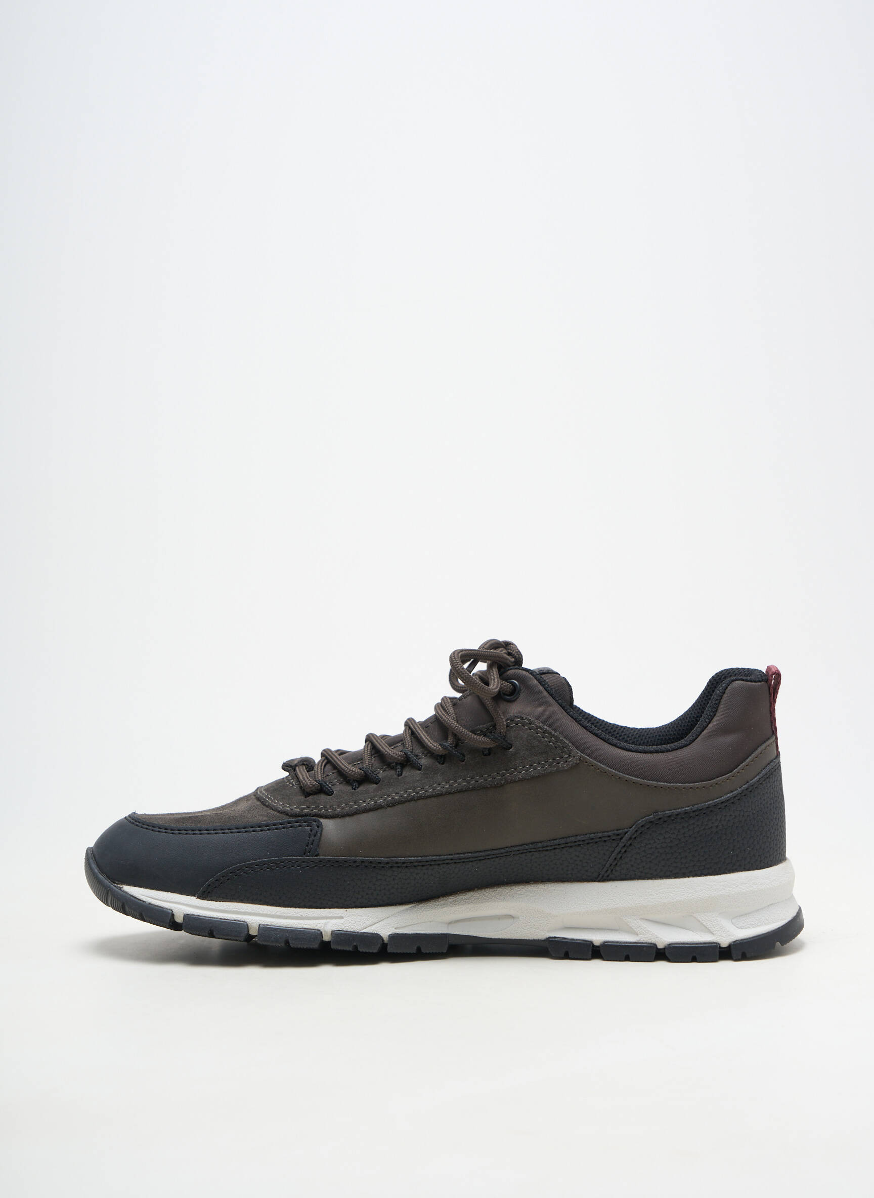 Baskets matière lisse bout rond vert GEOX homme