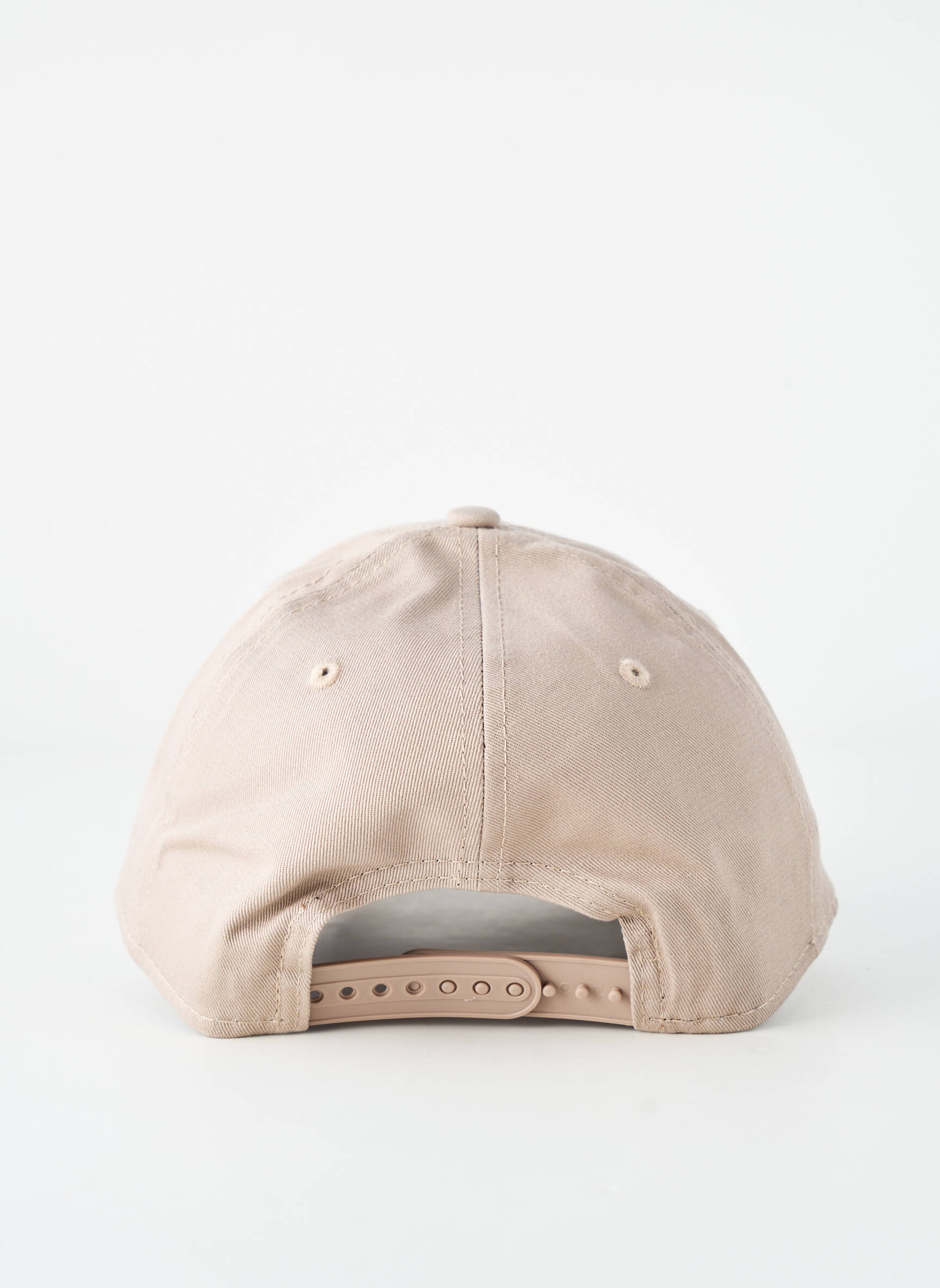 Casquette fermeture pressionnée beige NEW ERA homme