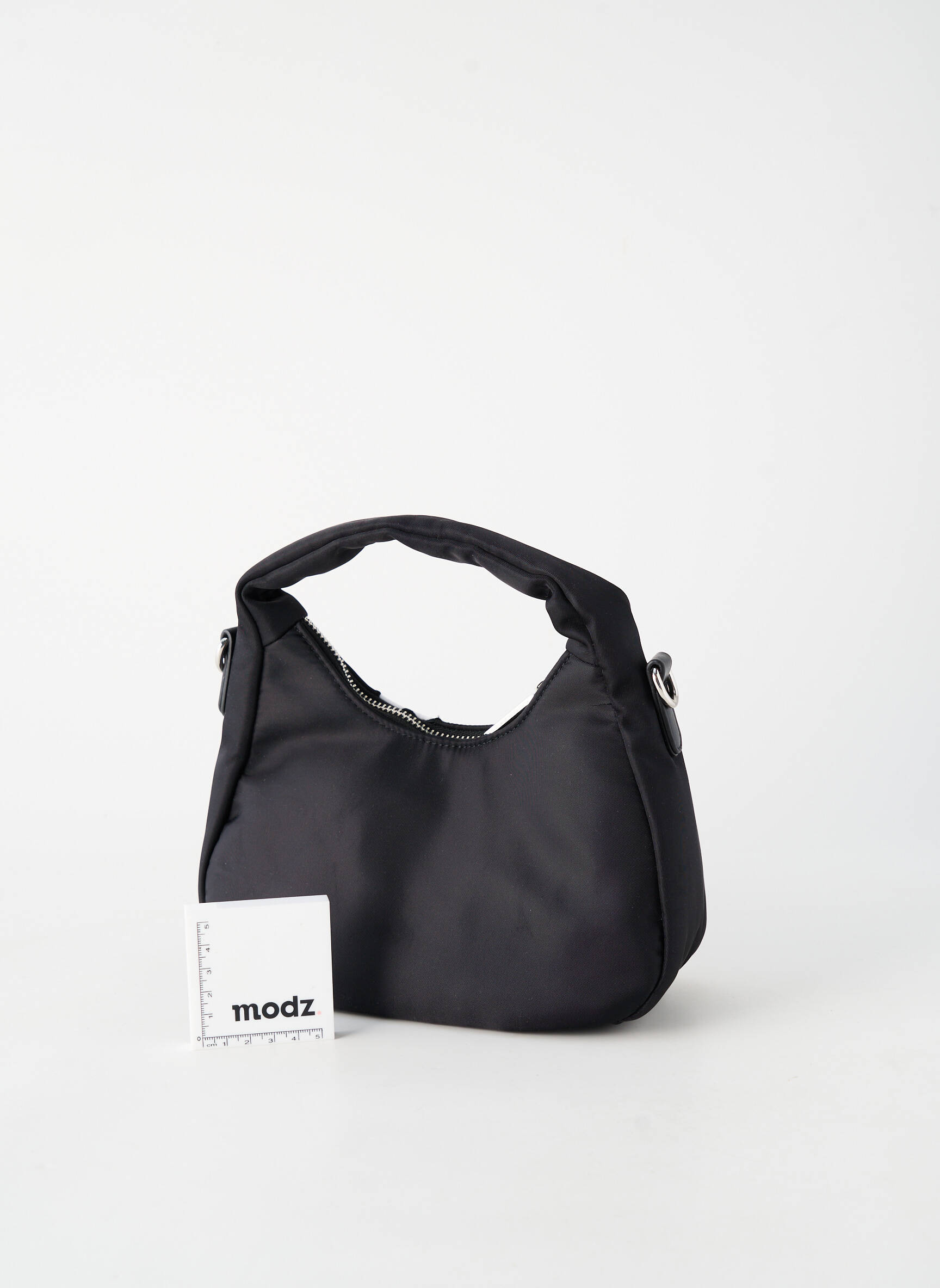 Sac noir SKINNYDIP LONDON femme