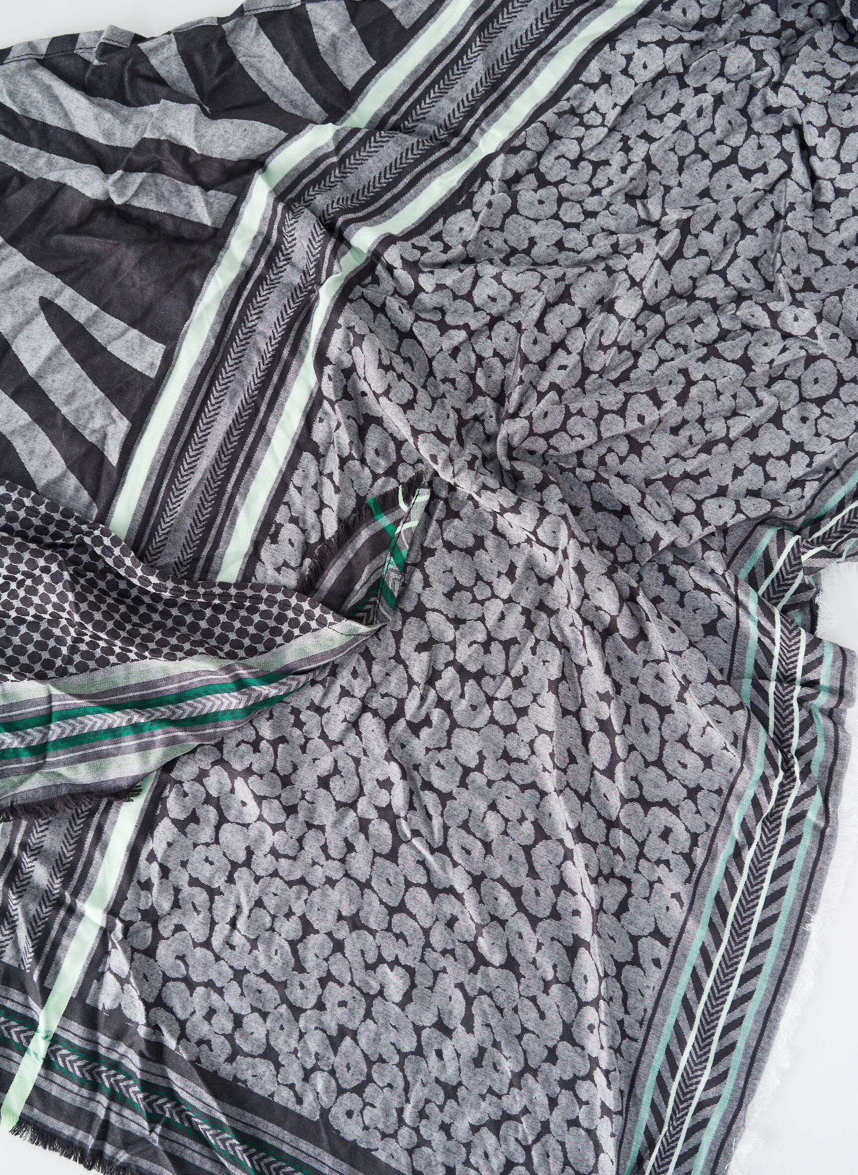 Foulard gris STREET ONE femme