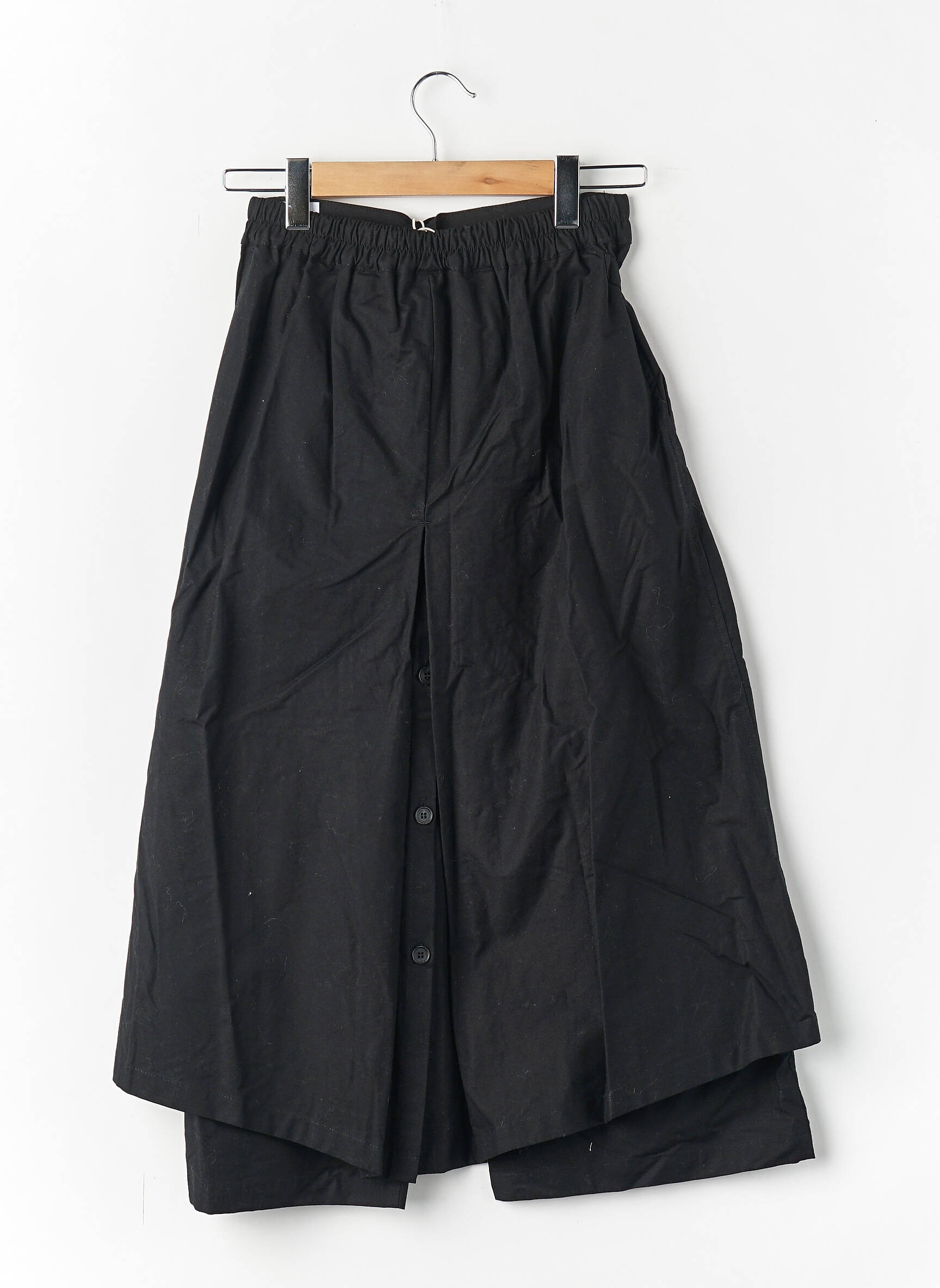 Pantacourt noir YUGEN femme