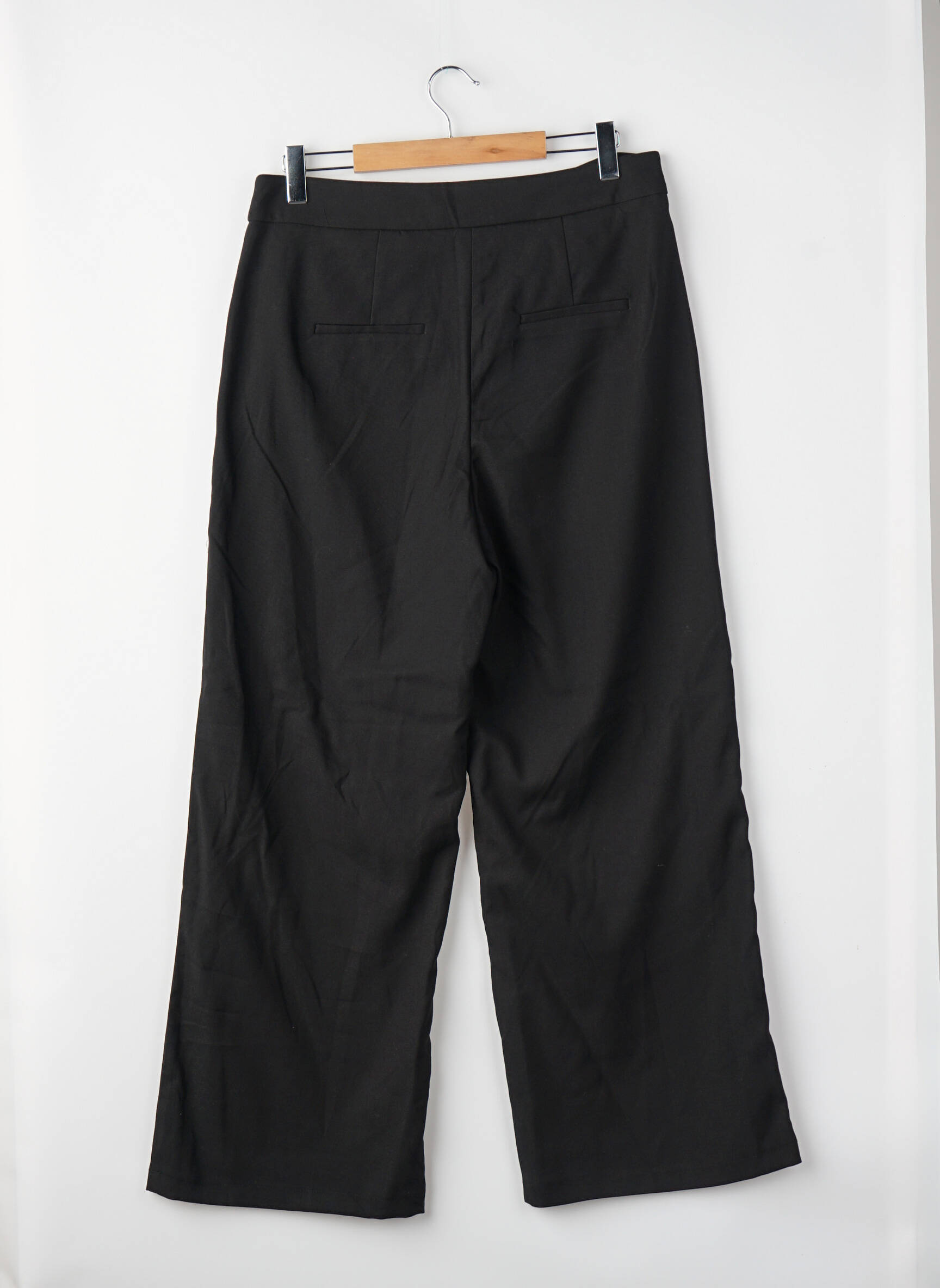 Pantalon droit fermeture zippée sous rabat avec crochet noir VERO MODA femme