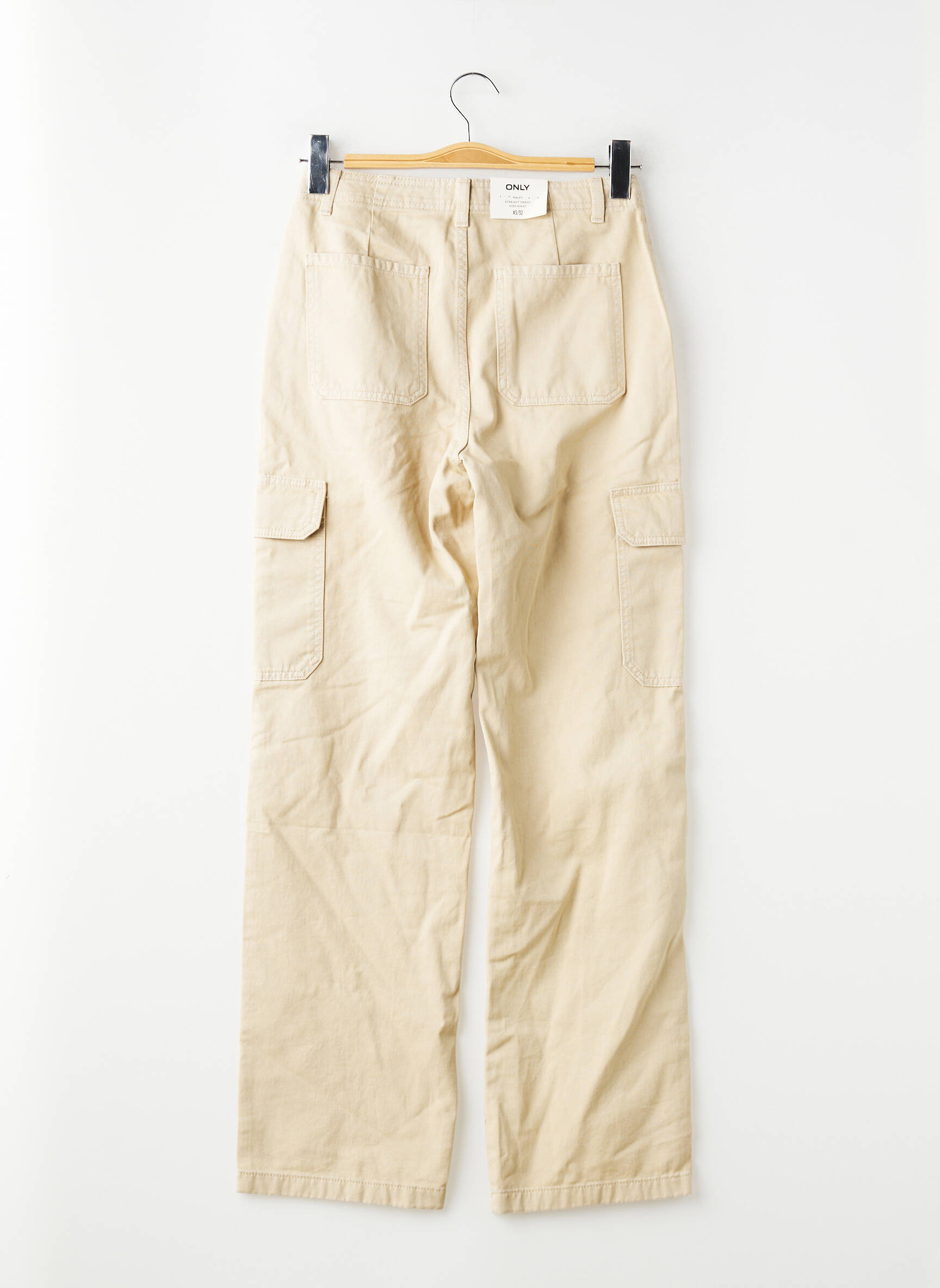 Pantalon cargo fermeture zippée et boutonnée taille haute beige ONLY femme