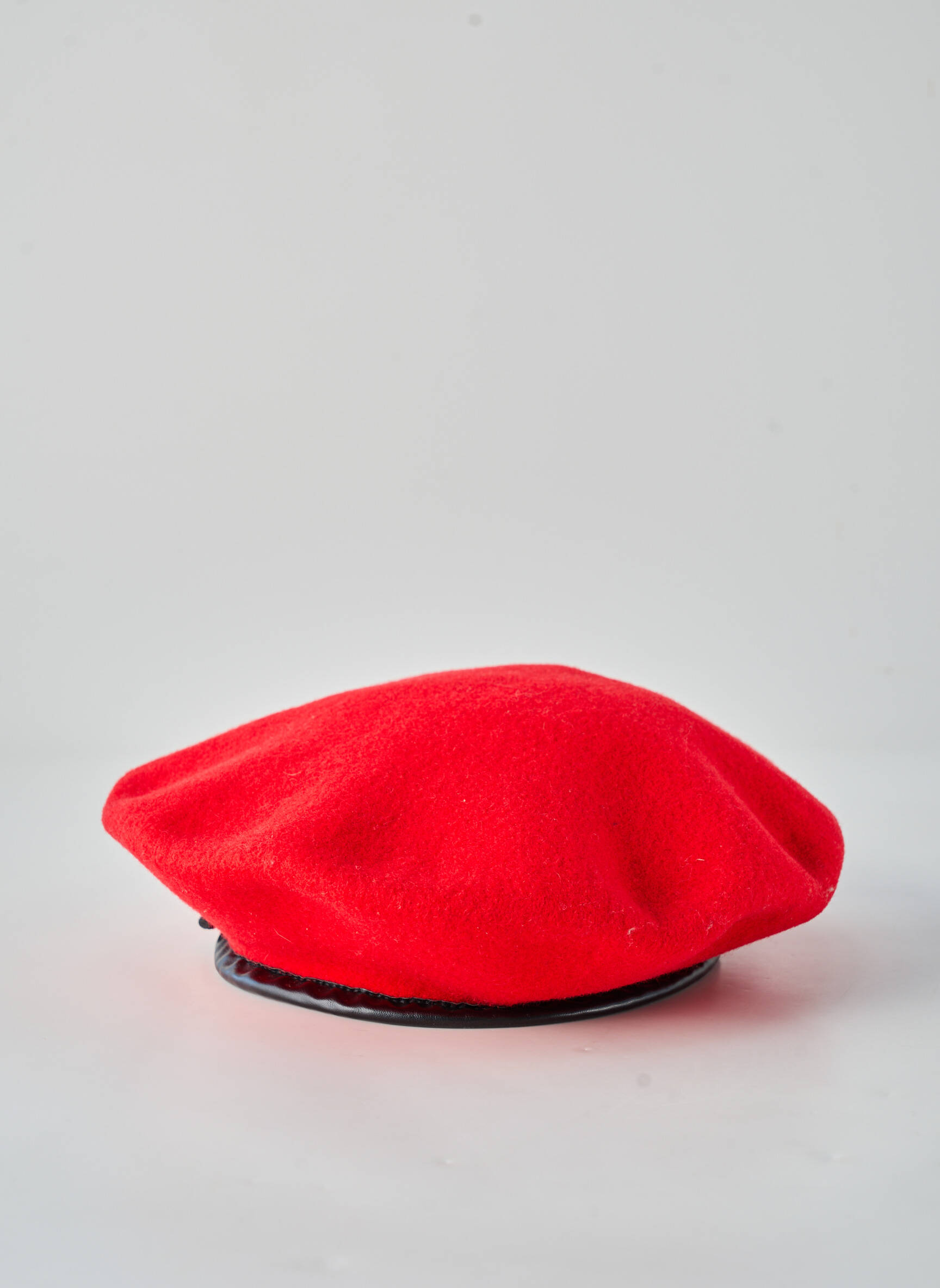 Chapeau rouge KANGOL unisexe