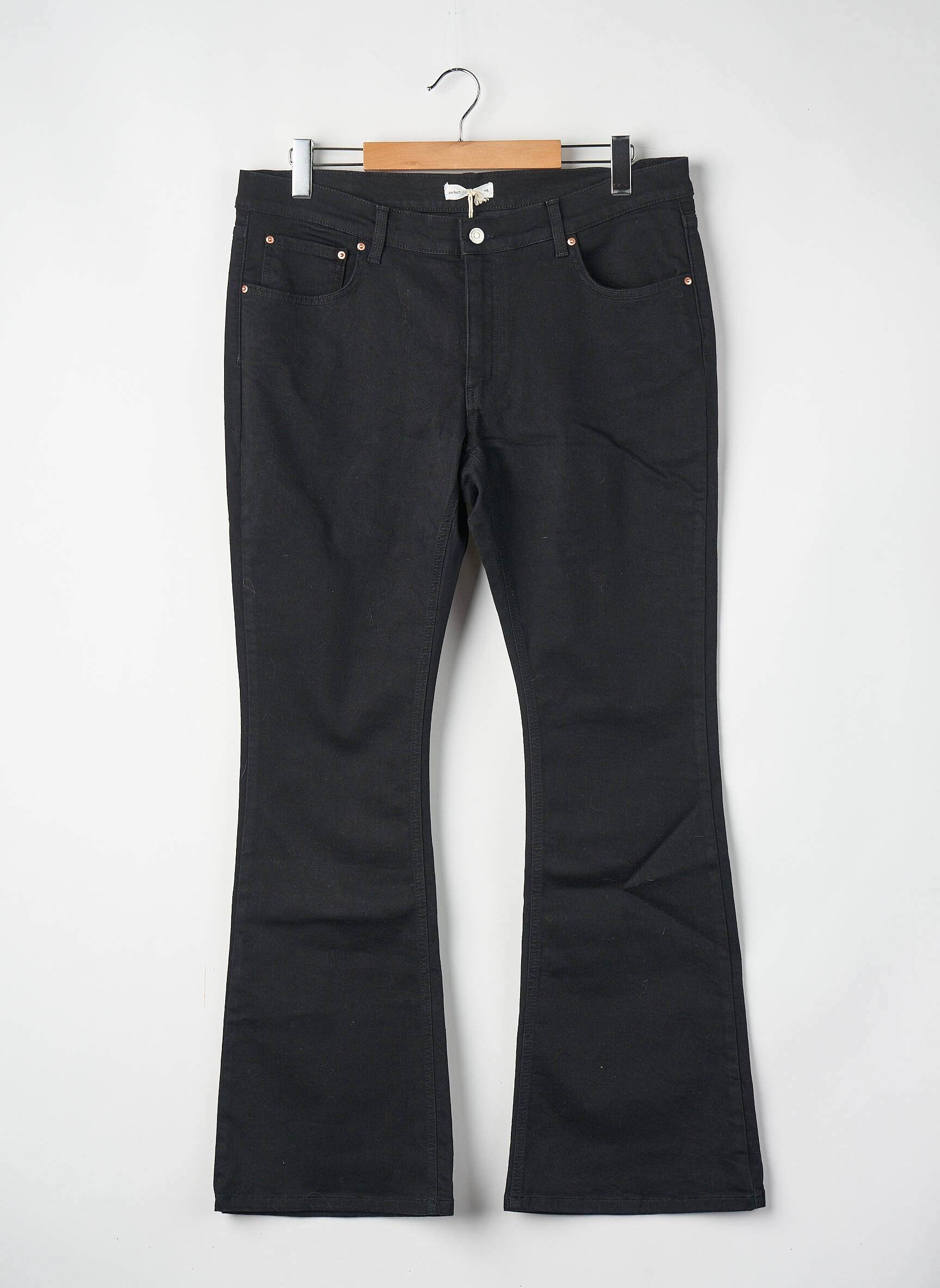Jeans bootcut noir GINA TRICOT femme