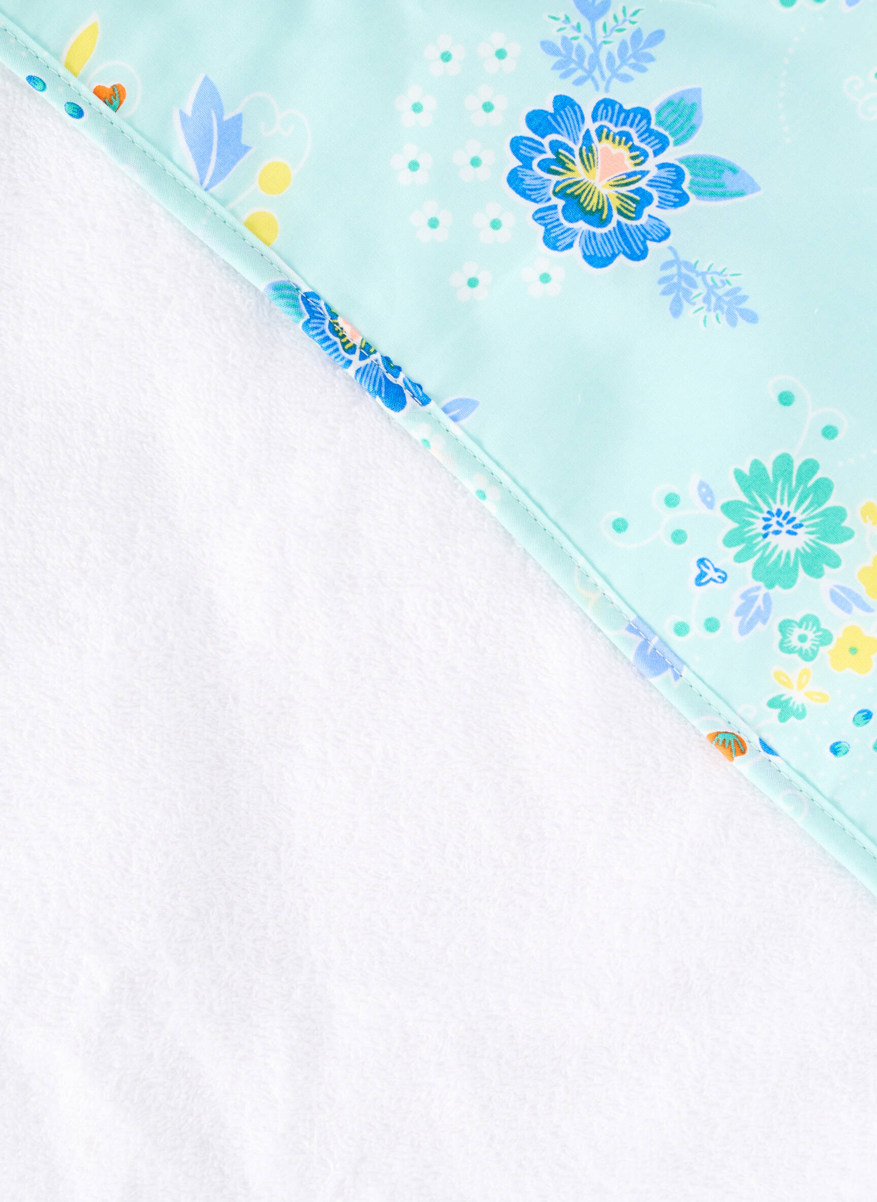 Drap de bain bleu PETIT PAN enfant