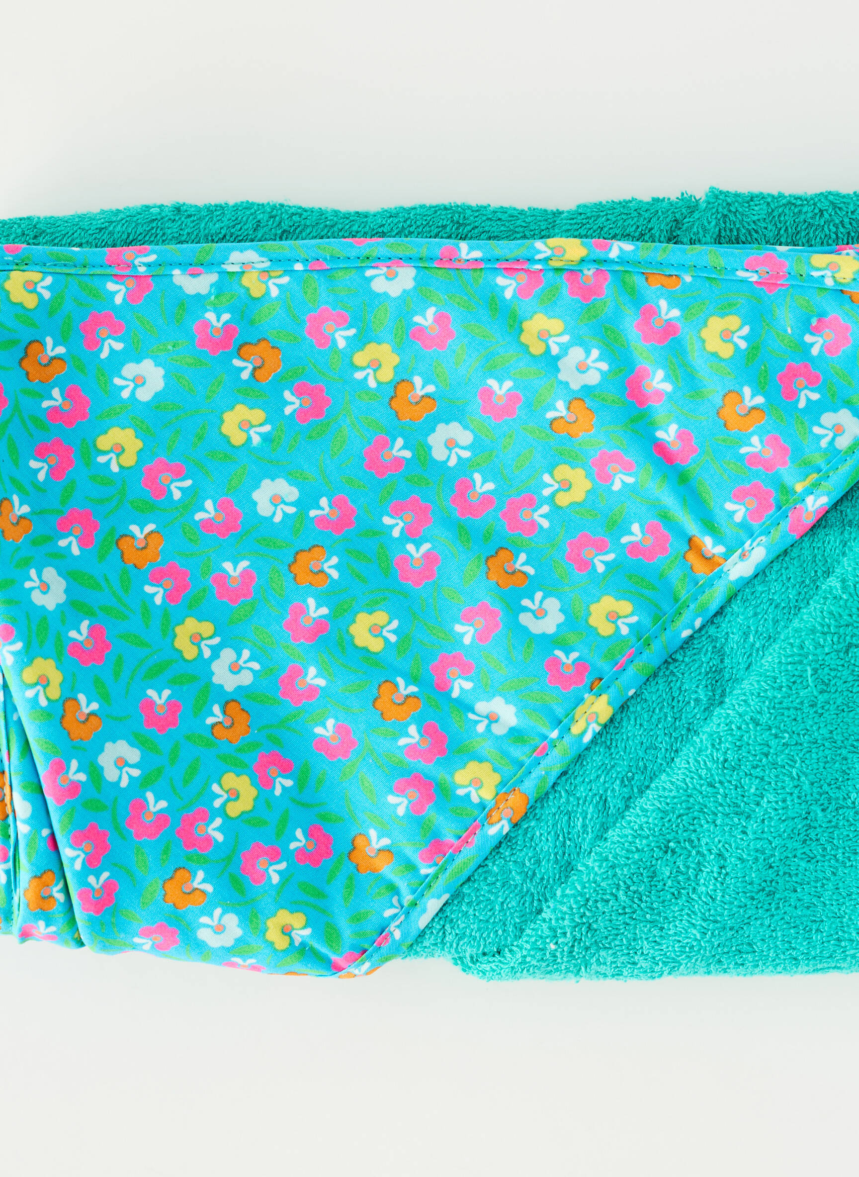 Drap de bain bleu PETIT PAN enfant
